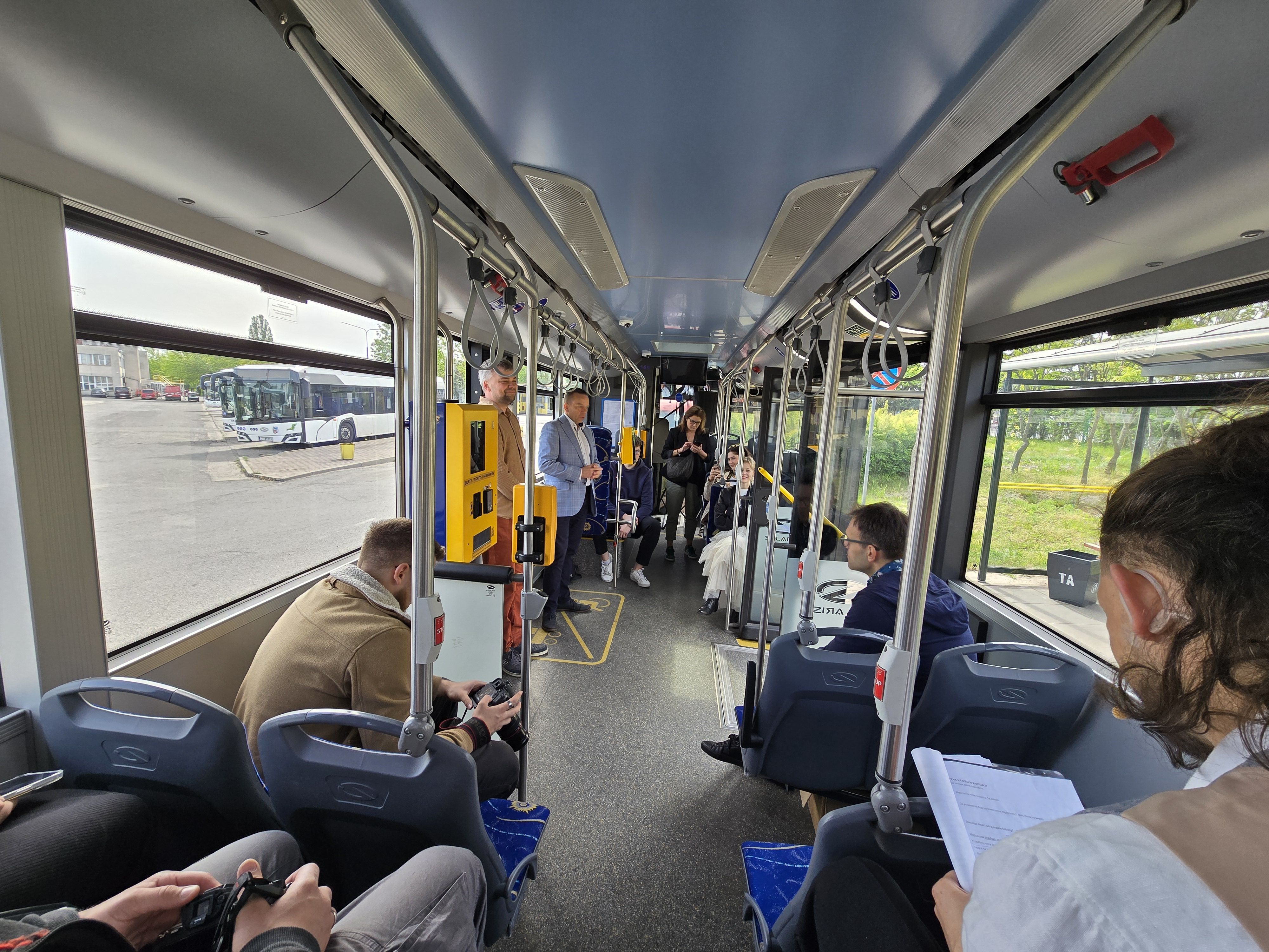 spektakl w autobusie